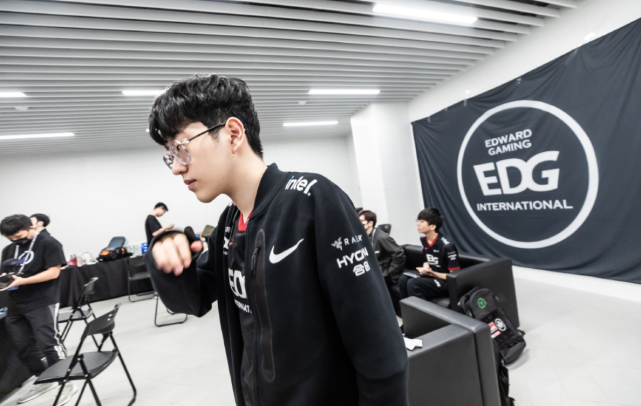 nX精简为 nX精简为