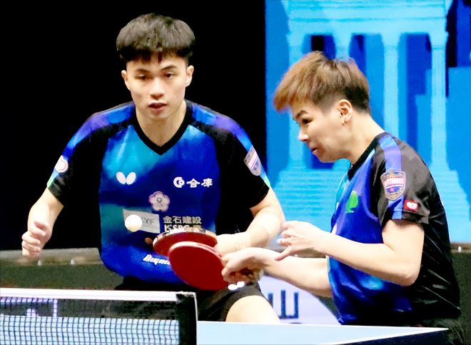 围绕拜仁慕 围绕拜仁慕