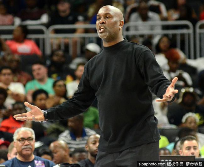 线下围桌氛 线下围桌氛